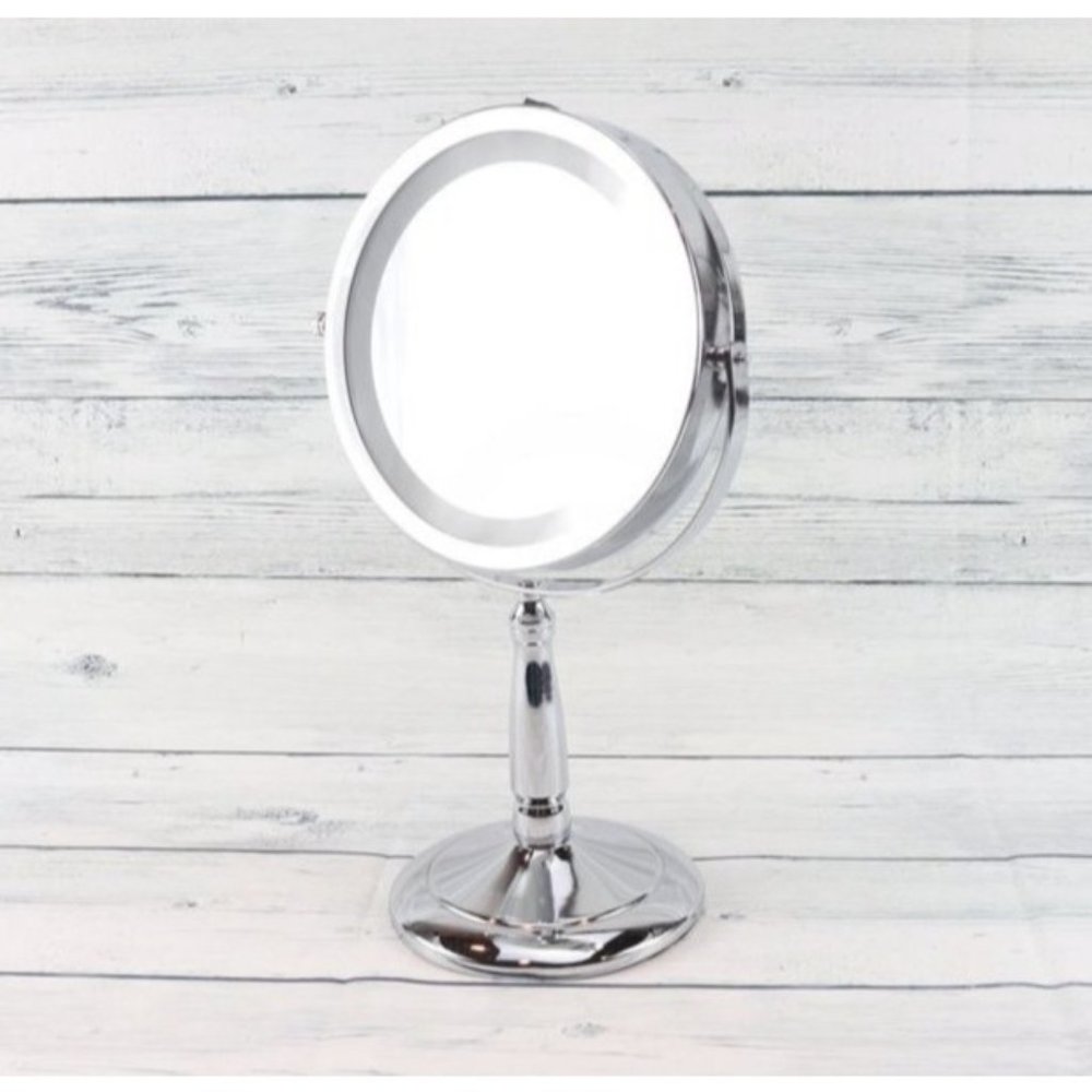 Magnifying Lighted Vanity Makeup Mirror on Pedestal